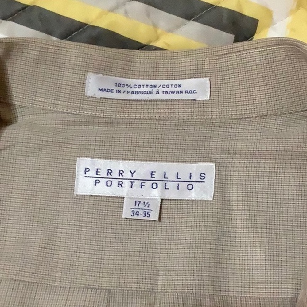 Perry Ellis Men Button down - Picture 4 of 5